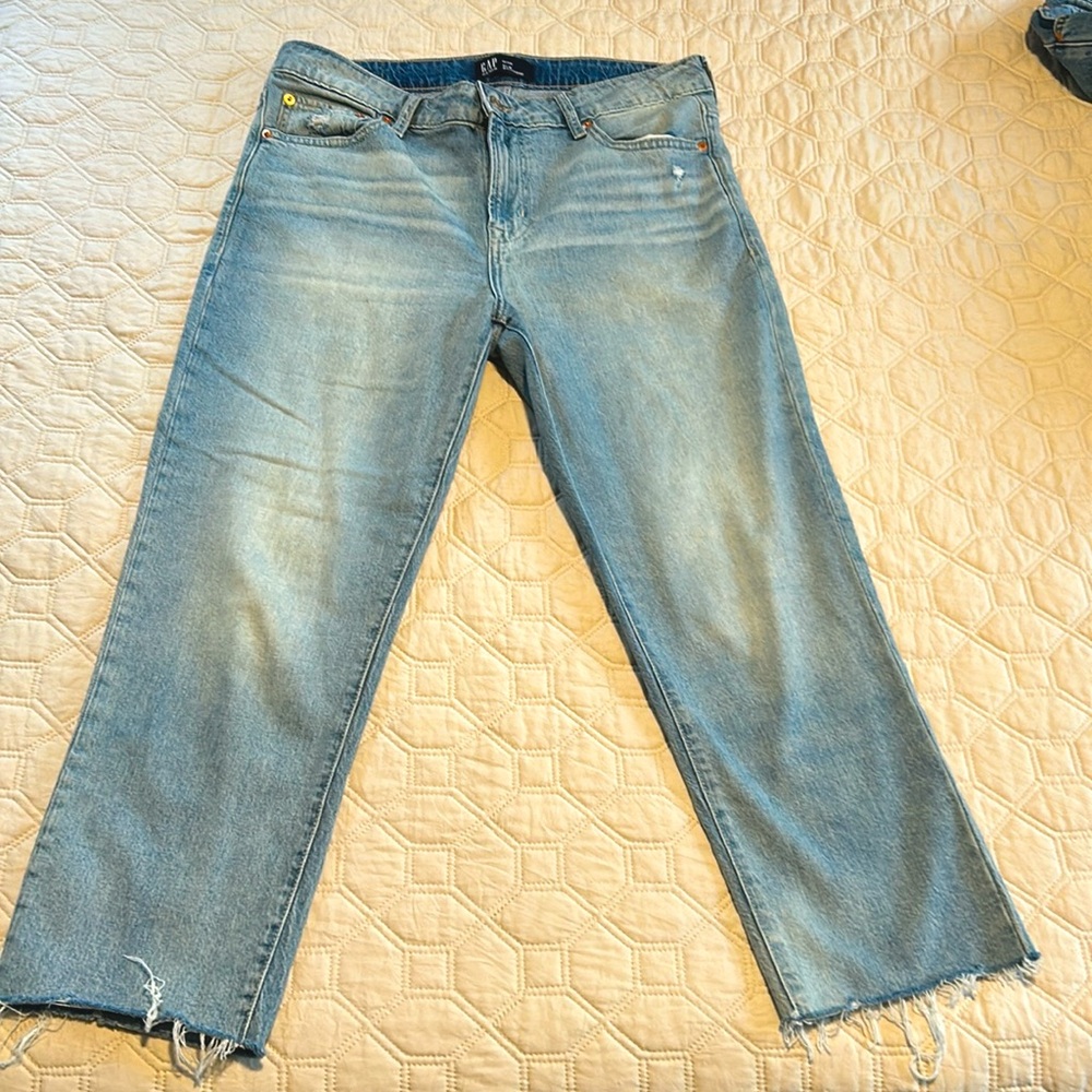 GAP slim boyfriend jeans size 12/31R